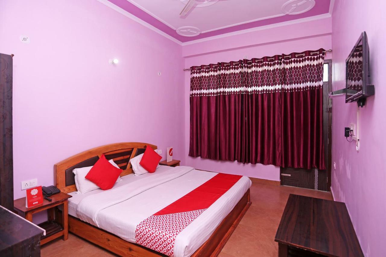 Oyo 19406 Hotel Janta Palace Almora Bagian luar foto